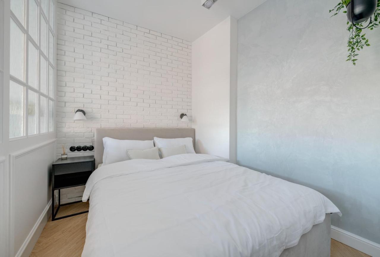 Studio In Main District In Gdansk Wrzeszcz Apartment Exterior photo